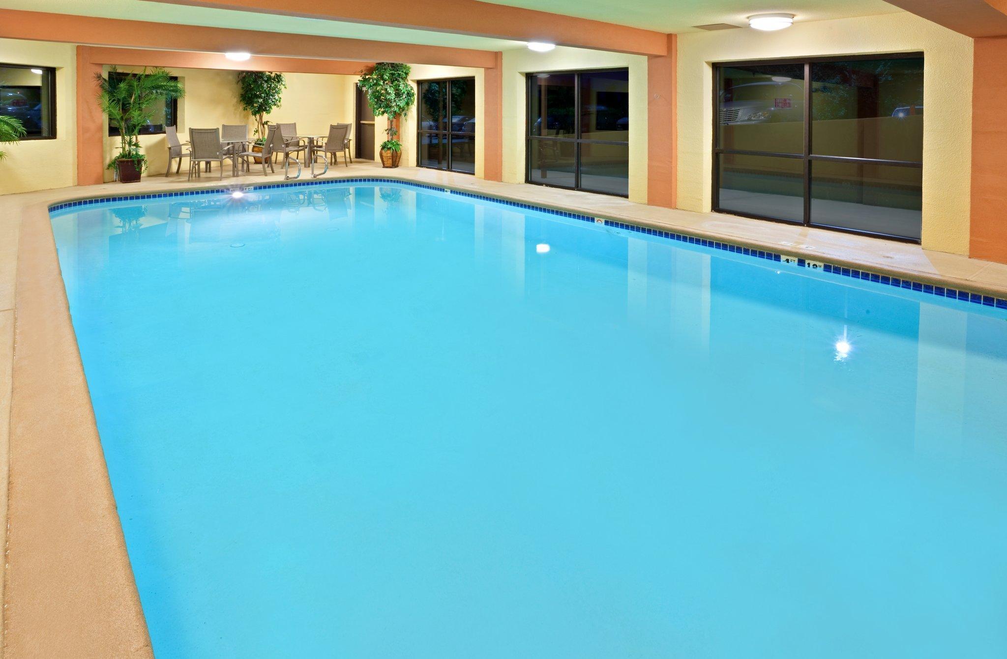 Hampton Inn & Suites تيغارد المظهر الخارجي الصورة