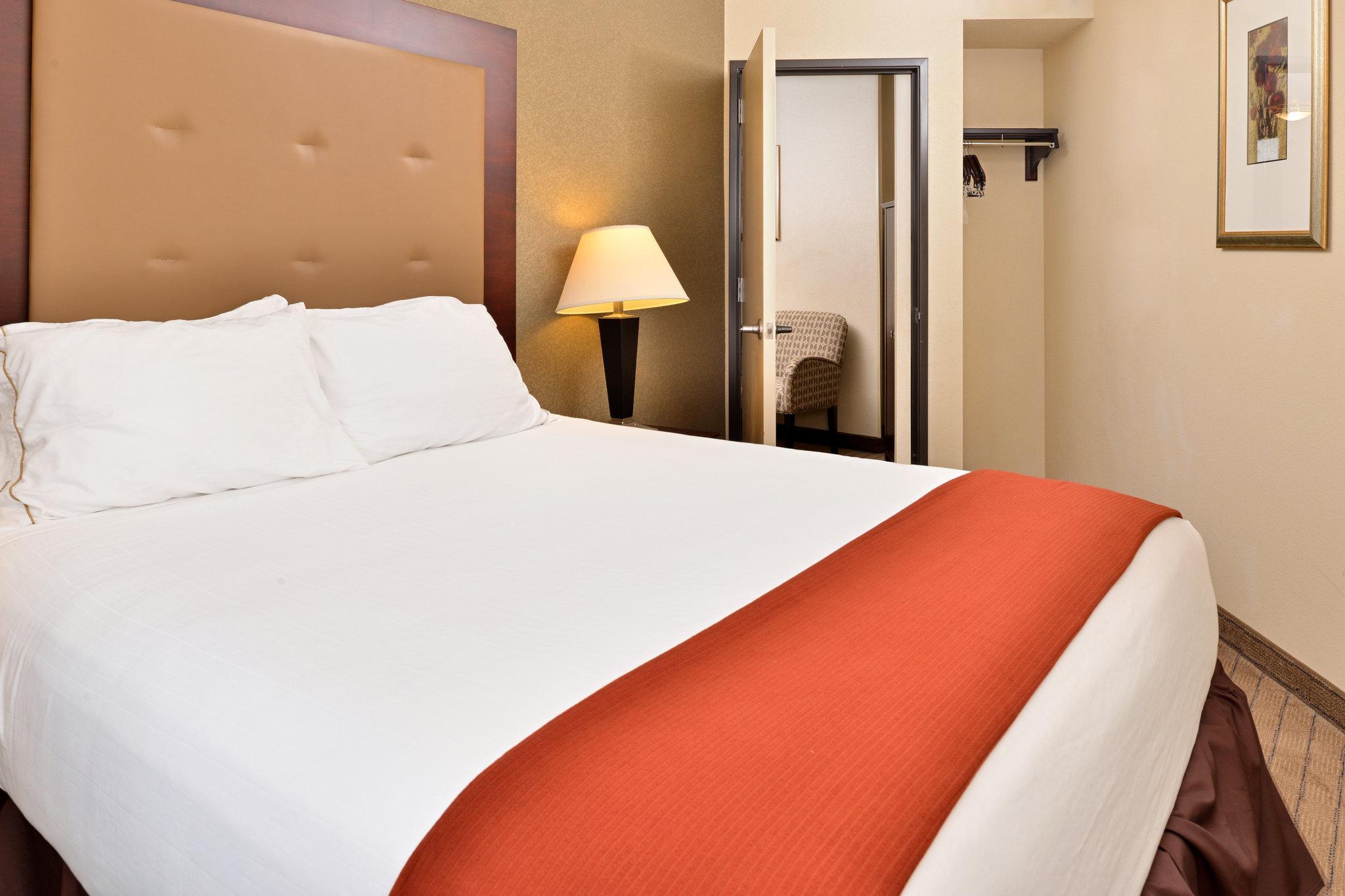 Hampton Inn & Suites تيغارد المظهر الخارجي الصورة