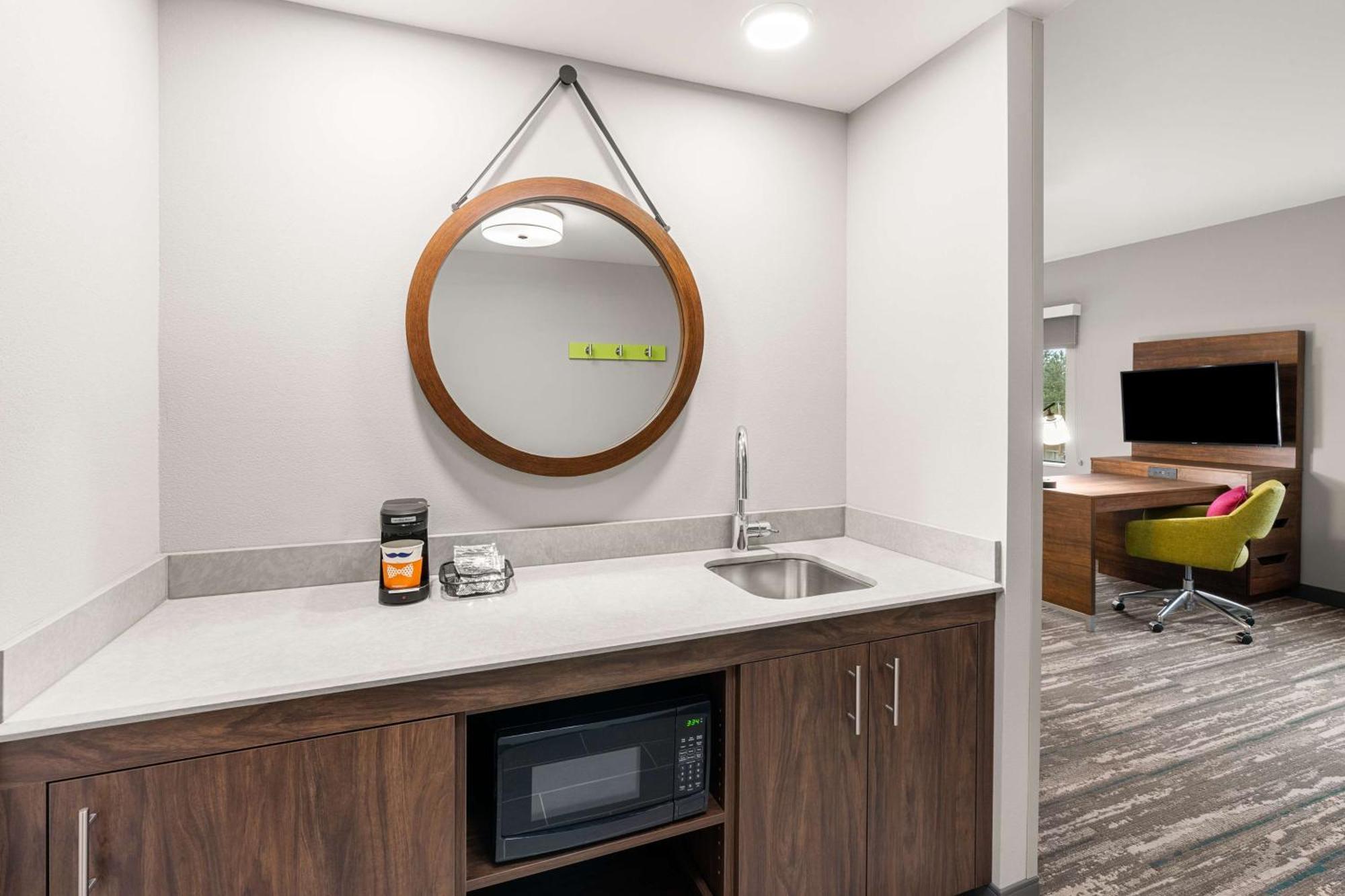 Hampton Inn & Suites تيغارد المظهر الخارجي الصورة