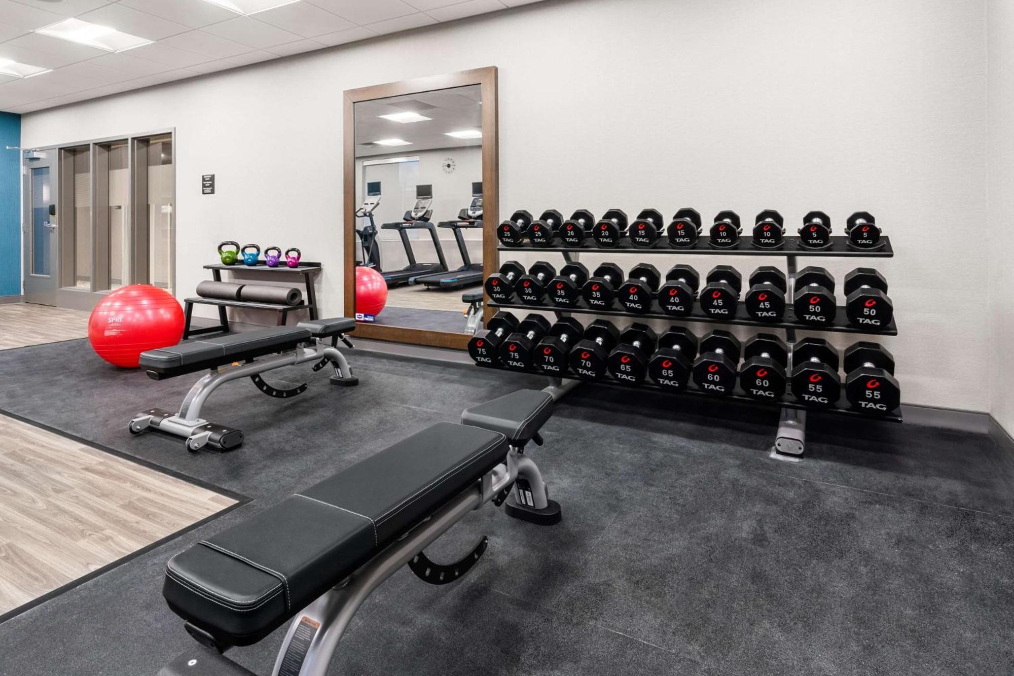 Hampton Inn & Suites تيغارد المظهر الخارجي الصورة